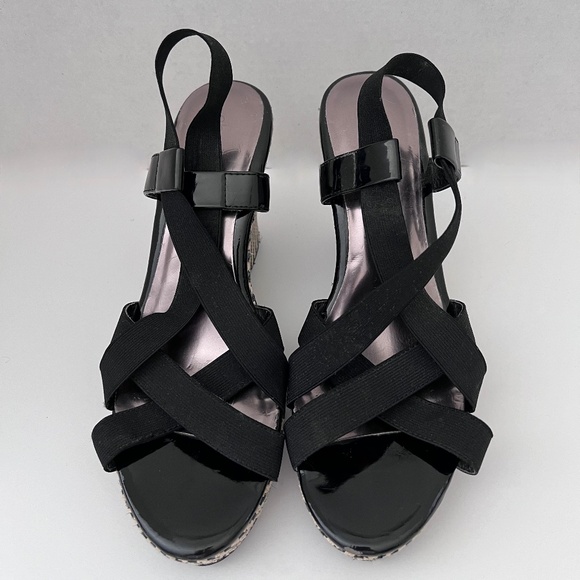 Charles by Charles David Black/Cream Strappy Wedge Sandal Sz 9 - Picture 2 of 5